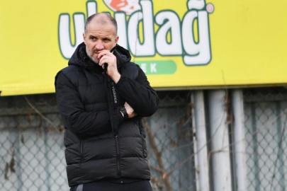 Mustafa Er Bursaspor’da ilk antrenmanına çıktı