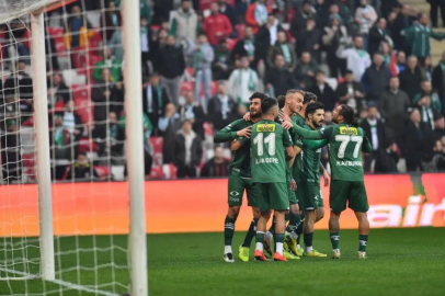 Bursaspor Arnavutköy deplasmanında üç puan peşinde