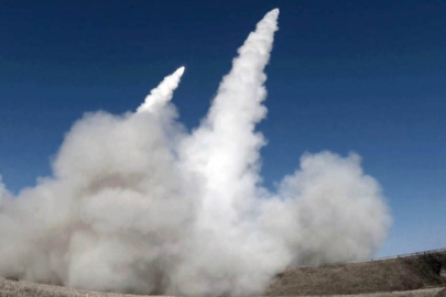 Kuzey Kore büyük kalibreli çoklu roketatar sistemini test etti