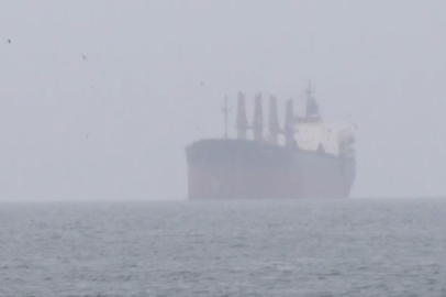 İstanbul Boğazında makine arızası yapan gemi Ahırkapı’ya demirletildi!