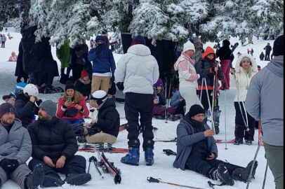 Uludağ’da telesiyej arızası: Mahsur kalan 40 tatilci kurtarıldı