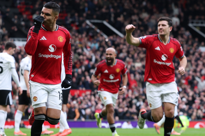 Manchester United, Carrick ile yükselişe geçti