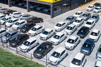 Yılın ikinci yarısında otomotiv pazarı yeni rekorlar getirebilir.