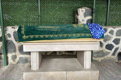 Bursa’da kalp krizi geçiren lise öğrencisi son yolculuğuna uğurlandı