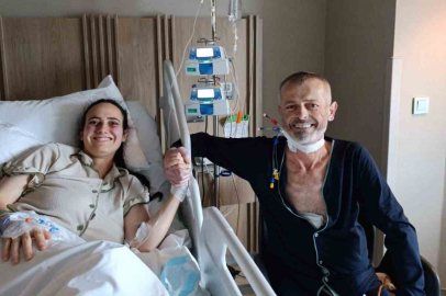 Kızının karaciğeri ile hayata tutundu