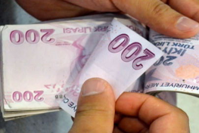 Yaşlı ve engelli aylıkları hesaplara yatırılıyor