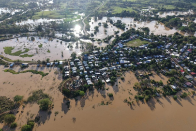 Kolombiya'da ülke genelindeki sellerde 6 kişi hayatını kaybetti.