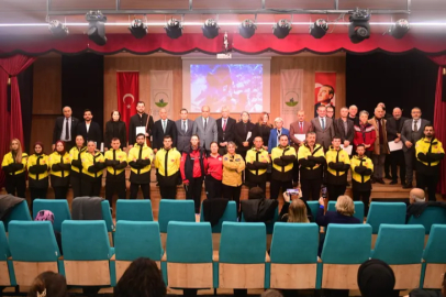 Osmangazi Belediyesi’nden 6 Şubat’a anma ve farkındalık gecesi.