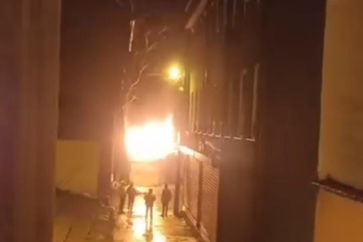 Bursa’da depo yangını, korku dolu anlar yaşattı.