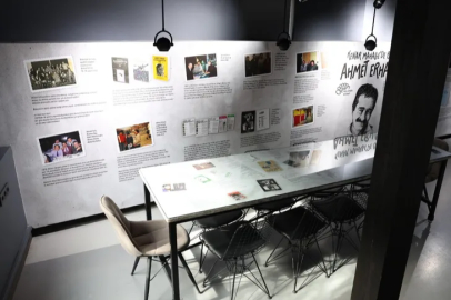 Şair Ahmet Erhan, doğum gününde Nilüfer’de özel sergiyle anıldı