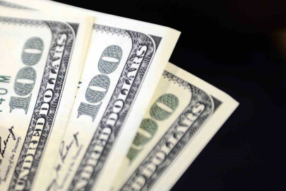 Serbest piyasada döviz fiyatları.