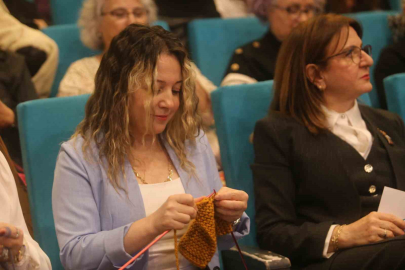 Sevgiyi İlmek, İlmek dokudular!