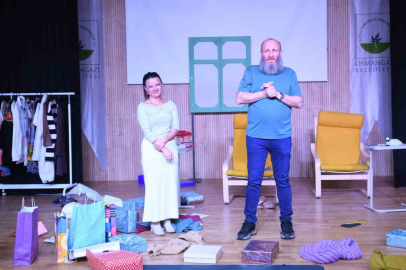 Osmangazi Belediyesi sanatseverleri tiyatroyla buluşturdu