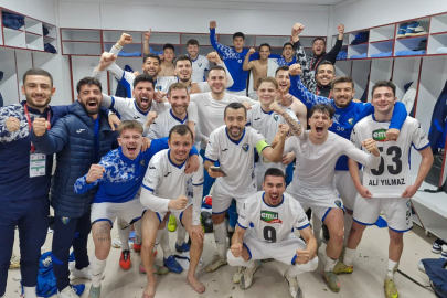 Karacabey Belediyespor deplasmanda 2-1 ile güldü.