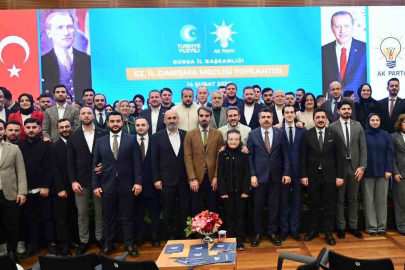 AK Parti Bursa İl Başkanı Davut Gürkan; "Gençlik, Türkiye Yüzyılı’nın bugünkü öznesidir"