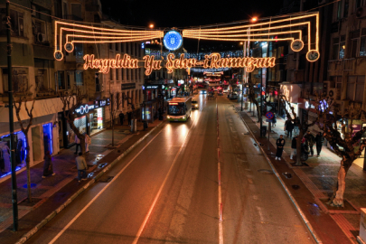 Bursa'da Ramazan'a özel ışıklandırmalar.