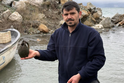 İznik Gölü’nde balıkçıların ağına küp takıldı