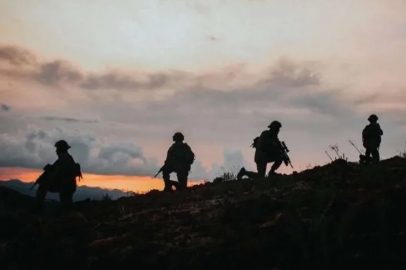 MSB: 10 PKK’lı teslim oldu! Menbic’te tünellerin yüzde 94’ü imha edildi