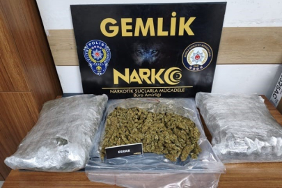 Bursa’da zehir tacirine büyük darbe! 3,7 kilo esrar ele geçirildi