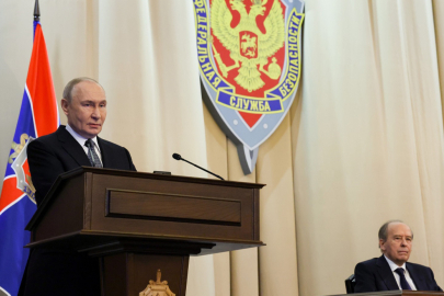 Putin "Birileri TürkAkım ve Mavi Akım doğalgaz boru hatlarını patlatmaya çalışıyor"