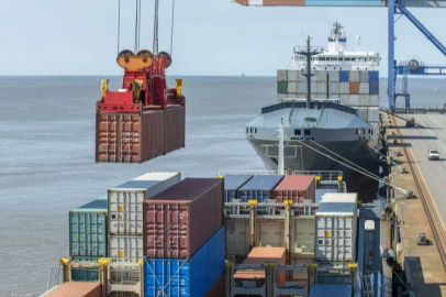 Ocak'ta dış ticaret açığı 8,4 milyar dolara yükseldi