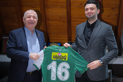 Ümit Özdağ'dan Bursaspor'a ziyaret