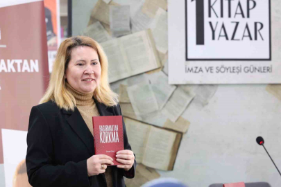 Osmangazi Belediyesi sevilen yazarları okurlarıyla buluşturuyor