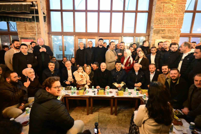 Abdal Meydanı’nda Sahur Bereketi: Varank’tan birlik mesajı