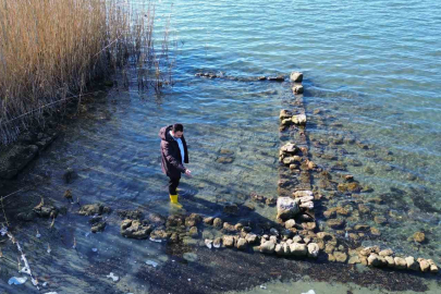 İznik Gölü’nde sular çekildi tarihi eser ortaya çıktı