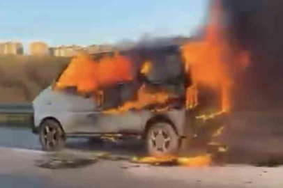 Bursa’da hafif ticari araç alev aldı!