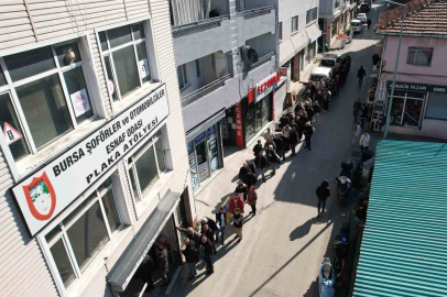 Bursa’da APP plaka izdihamı