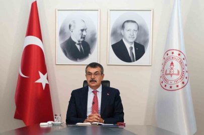 Okullarda ara tatil kalkacak mı?