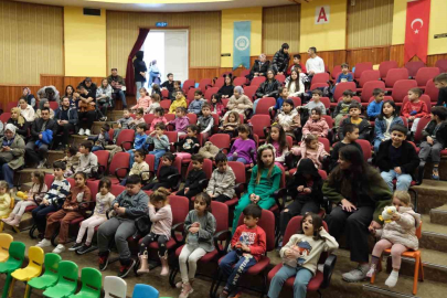 Yıldırımlı çocuklar hem eğlendi hem öğrendi.