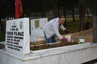 Bursa’da Ramazan boyunca şehitlere vefa ziyaretleri