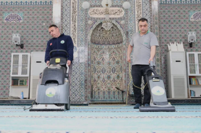 Osmangazi camilerinde bayram temizliği