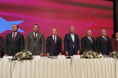 AK Parti Bursa’da bayramlaşma programı: Birlik, hizmet ve teşkilat vurgusu