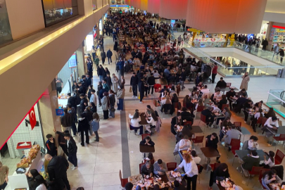 Bursa’da bayramın adresi AVM’ler oldu