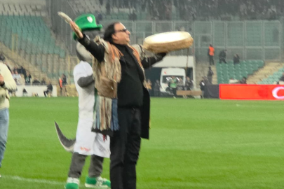 Gökhan Kırdar, Bursaspor ile yeniden buluştu