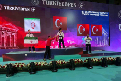 Bursalı sporcu Uğur Tuzlu, Turkish Open Taekwondo Turnuvası’nda şampiyon oldu