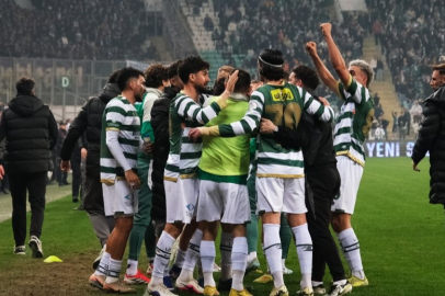 Bursaspor’dan şampiyonluk yarışında kritik galibiyet