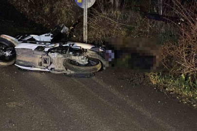 Kontrolden çıkan motosiklet devrildi: 1 ölü
