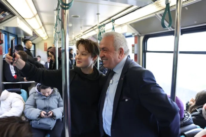 Nilüfer'de Başkan Özdemir’den mesai öncesi metro sürprizi