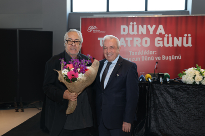 Rutkay Aziz Dünya Tiyatro Günü’nde Nilüferlilerle buluştu