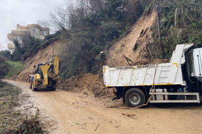 Bursa’da toprak kayması paniği