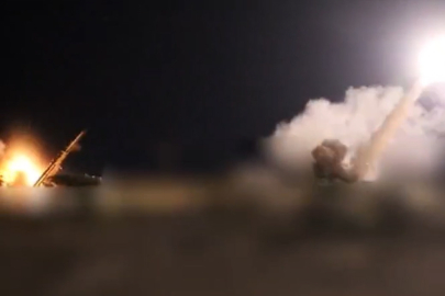 İran: "Basra Körfezinde İsrail gemisi, BAE, Bahreyn ve Kuveyt'te ABD varlıkları vuruldu"