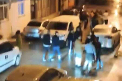 Bursa’da sokak ortasında meydan muharebesi gibi kavga!