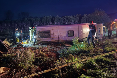 İznik’te feci kaza: 1 ölü, 12 yaralı