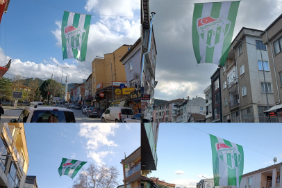 İstersen Donatalım Dört Bir Yanı Bayraklarla!