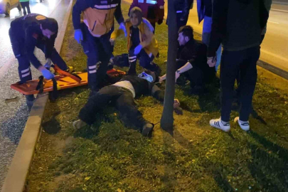 Düşürdüğü telefonu alırken otomobil çarptı