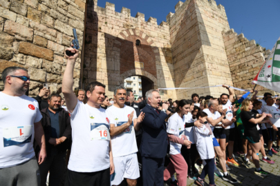 Bursa’nın kalbinde nefes kesen koşu